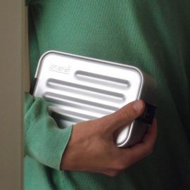 Aluminium Lunchbox mit Silikoneinsatz 'Plus'