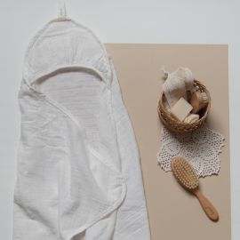 Badecape für Neugeborene Sabba - Warm white