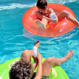 Aufblasbarer Schwimmreifen - 2er-Set - Zitrus & Neon-Korallenrot